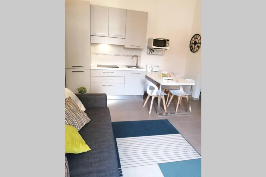 Charming & Spacious Florentine Home Just Two Mins From Tram Stop Florence Extérieur photo